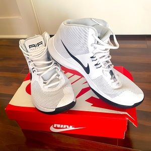 Men’s Nike Air Precision Sneakers, Size 9.5